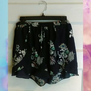 Floral Navy Shorts